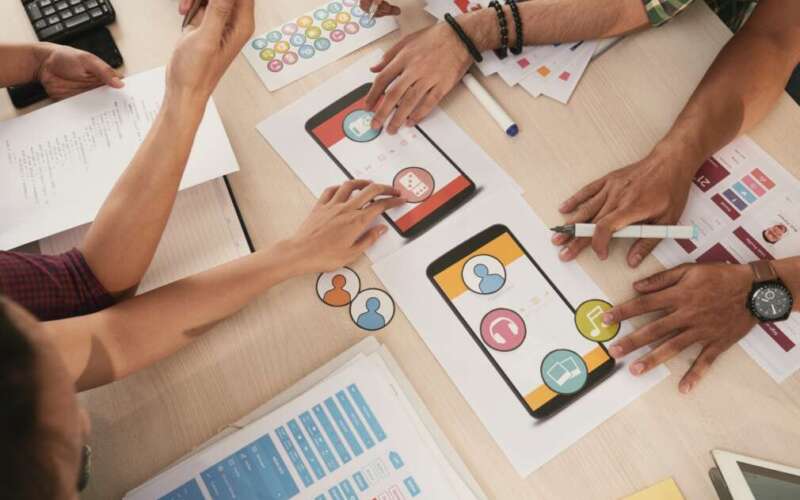 Choosing icons for mobile app